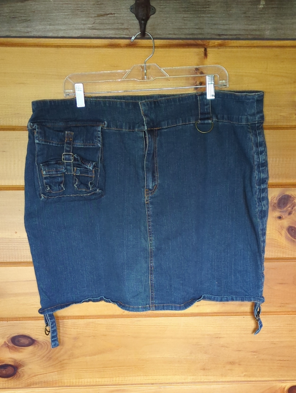 Only Jeans co. Stretch Denim Skirt in Dark Blue